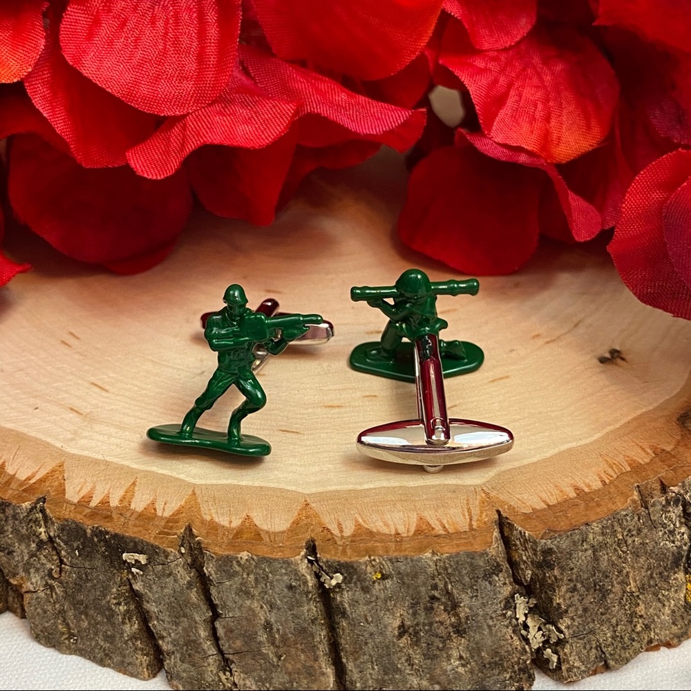 Green Army Men Military Soldier Cufflinks - Picture 10 of 15